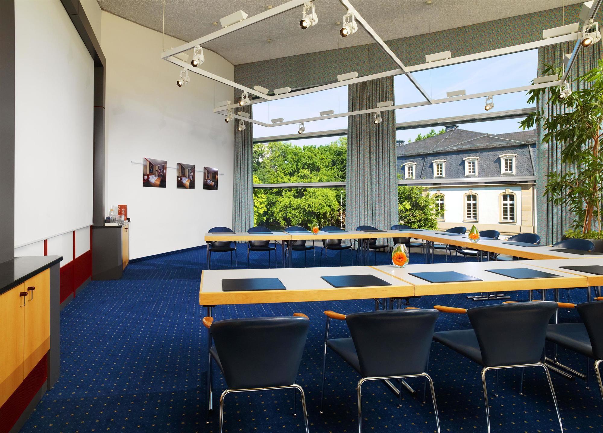 Sheraton Offenbach Hotel Екстер'єр фото